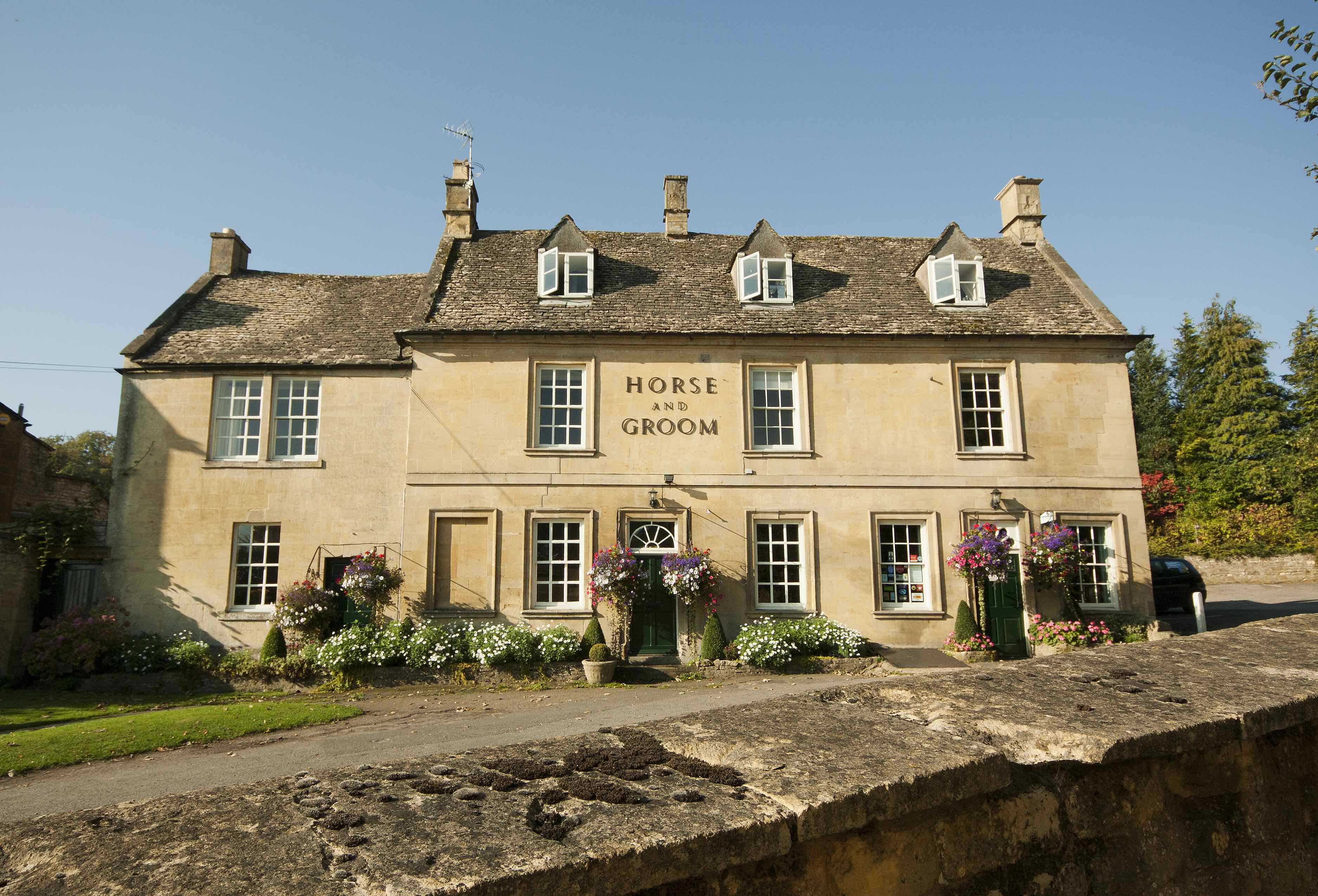 Horse & Groom Bourton On Hill Reviewed Lussorian